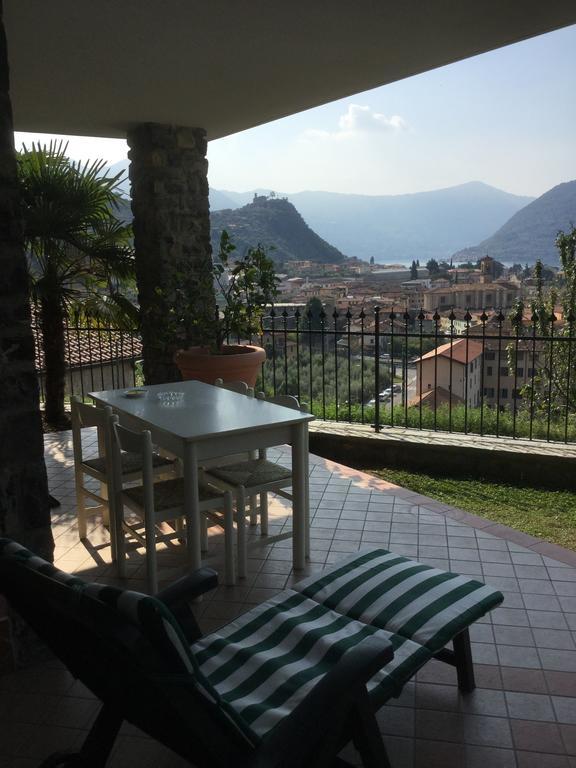 Vila Casatragliulivi Marone Pokoj fotografie